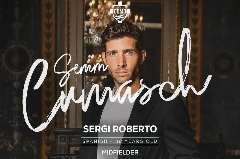 Foto oficial de la presentación de Sergio Roberto con su nuevo club el Como 1907