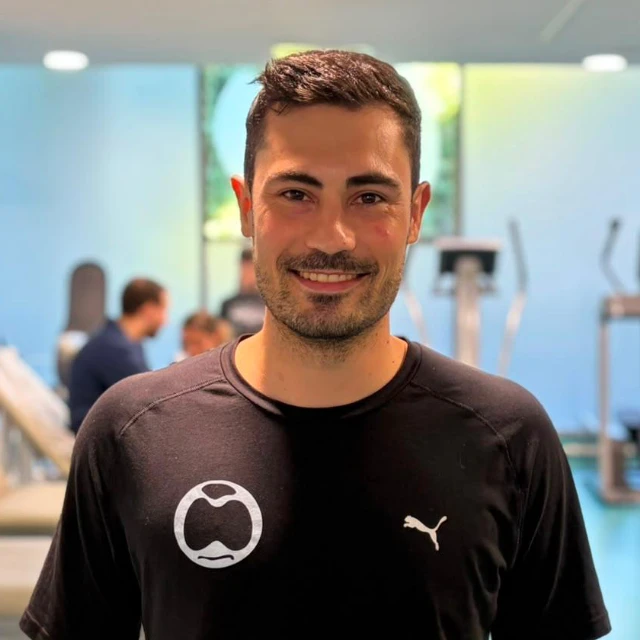 equipo rehabilitacion y fisioterapia Lorenzo Escurtia Foto de perfil del fisioterapeuta Lorenzo Escurtia