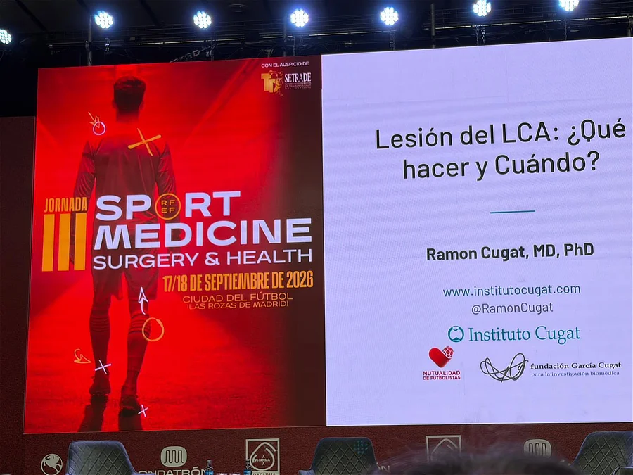 Ponencia de Ramón Cugat sobre la lesión del ligamento cruzado anterior durante la III Jornada Sport Medicine, Surgery & Health